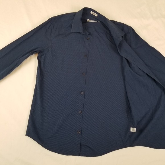 Calvin Klein Men Dress Shirt Button Cool Tech Non-Iron Blue Stripe Size S/P NWOT - Picture 4 of 10